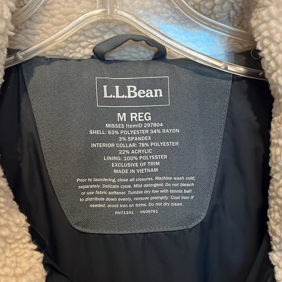 L.L. Bean winter jacket, size Medium, very warm! - Picture 3 of 4